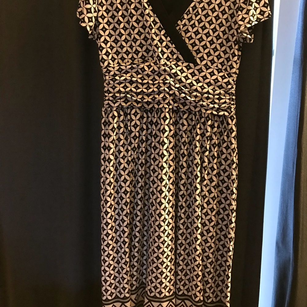 Short Sleeve Light Knit Dress